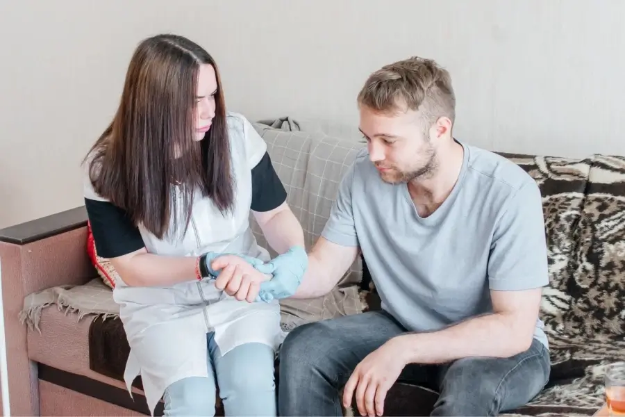 Нарколог на дом в Называевске: быстро, недорого